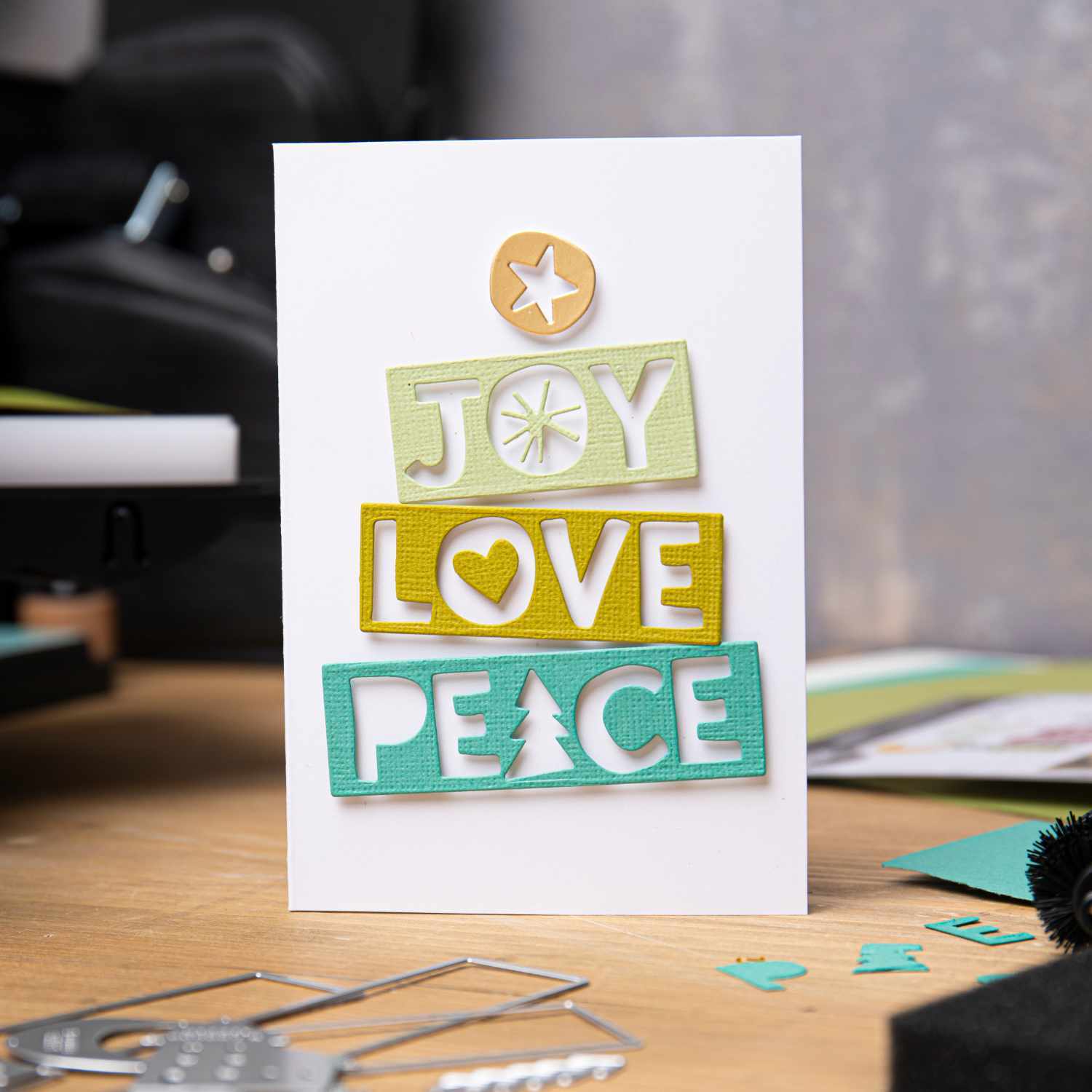 Thinlits Die Set Christmas Cutouts by Tim Holtz Thinlits Die Set Christmas Cutouts by Tim Holtz