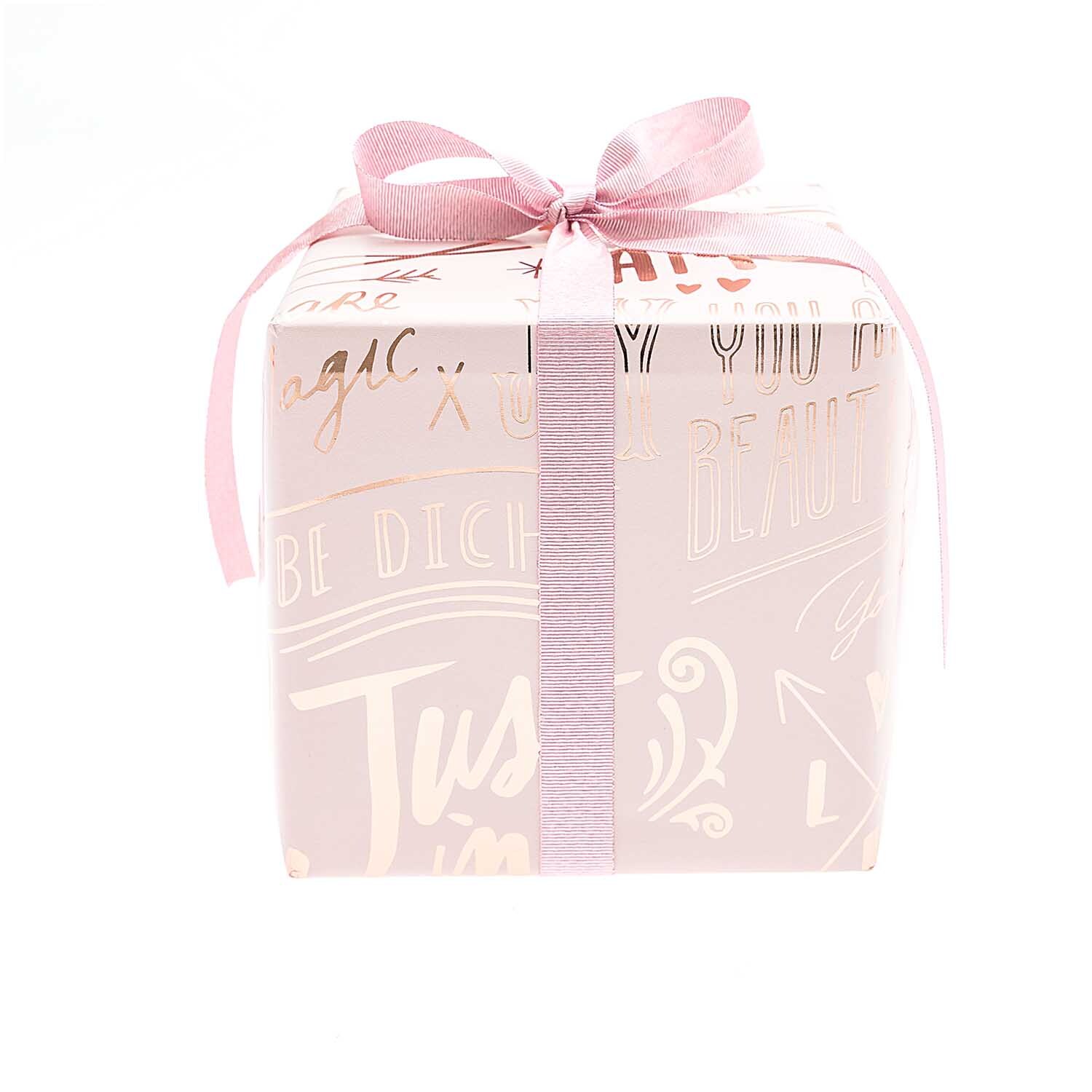 Paper Poetry Geschenkpapier It must be love rosa 70cm 2m Hot Foil Paper Poetry Geschenkpapier It must be love rosa 70cm 2m Hot Foil