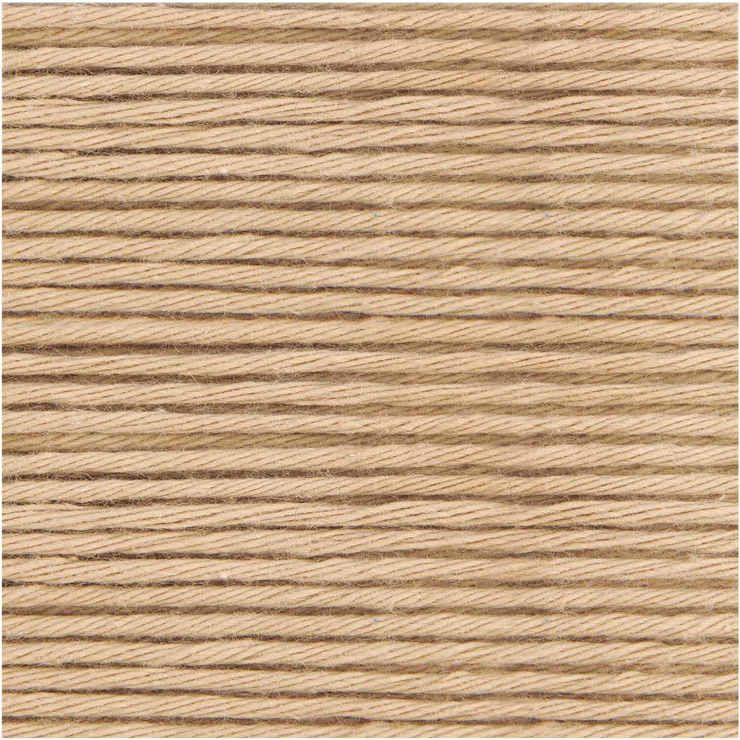 Creative Cotton aran, weiches Garn in Camel, ideal für Strickprojekte. 50g Knäuel mit 85m Länge.