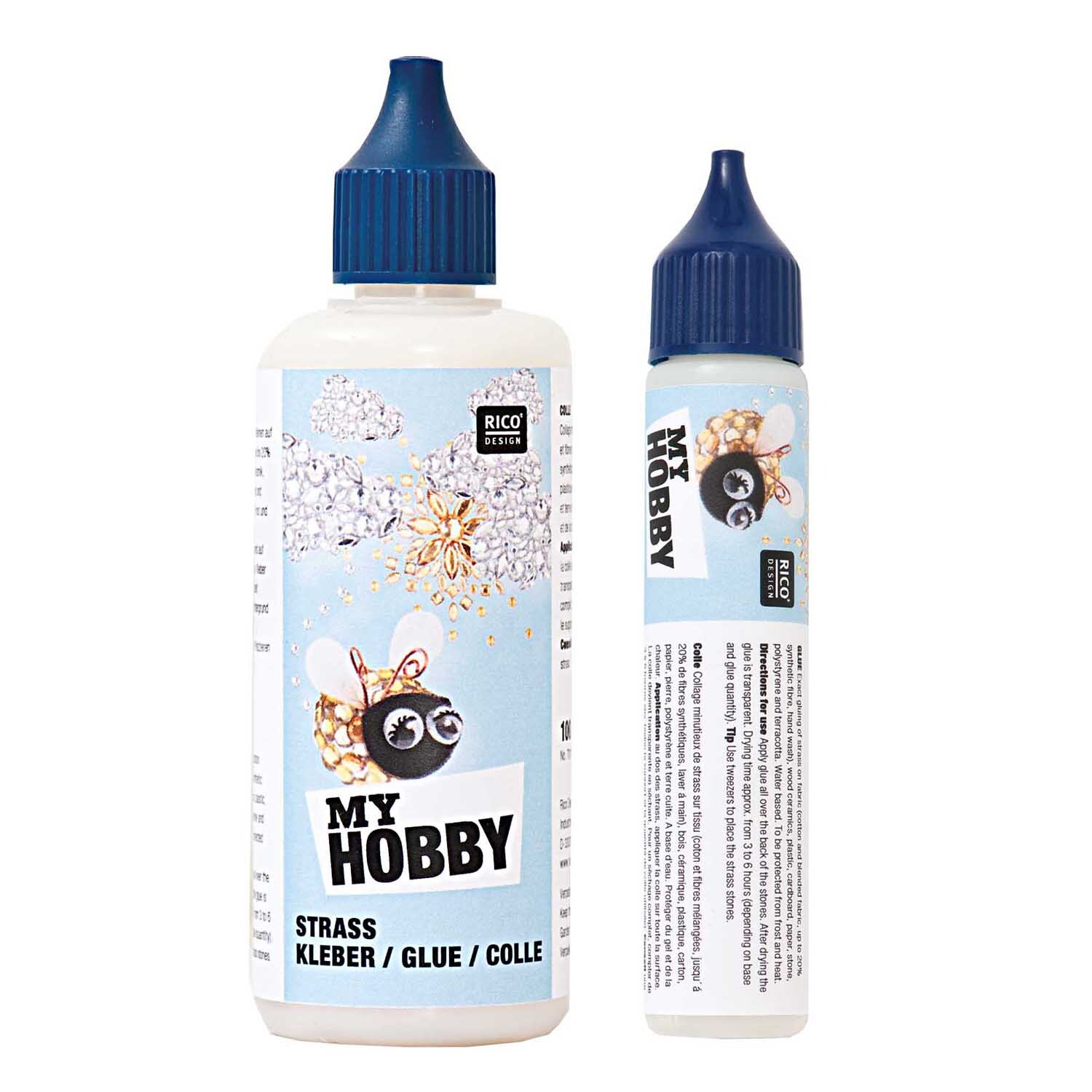 Strasskleber transparent von Rico Design: Zwei Flaschen mit blauem Deckel, ideal für Bastelprojekte.