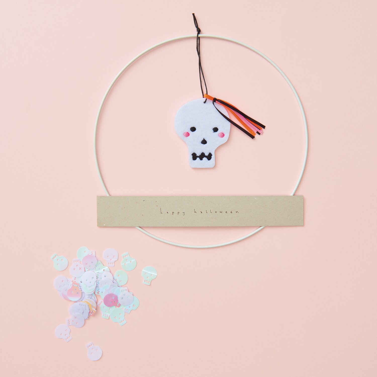 Flitterstreu Totenkopf Mix weiß-irisierend 200 Stück von Rico Design