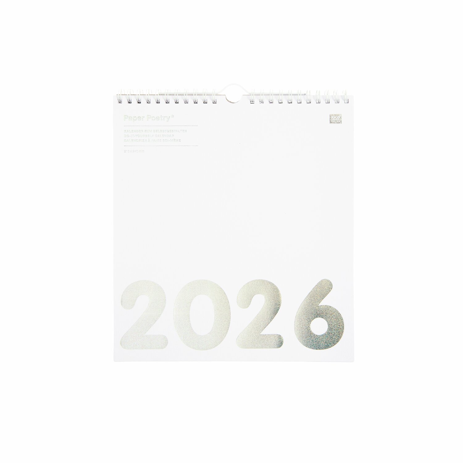 Bastelkalender 2026 von Rico Design, weiß, 21,5x24cm. Spiralgebundener Kalender mit großer Jahreszahl.