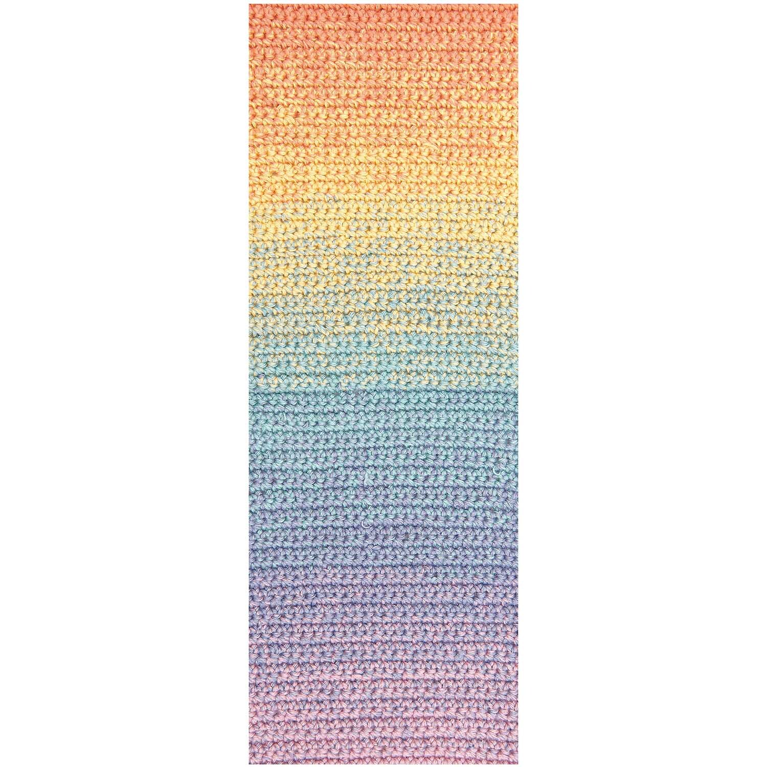 Ricorumi Spin Spin dk von Rico Design in sanften Regenbogenfarben, ideal für kreative Häkelprojekte.