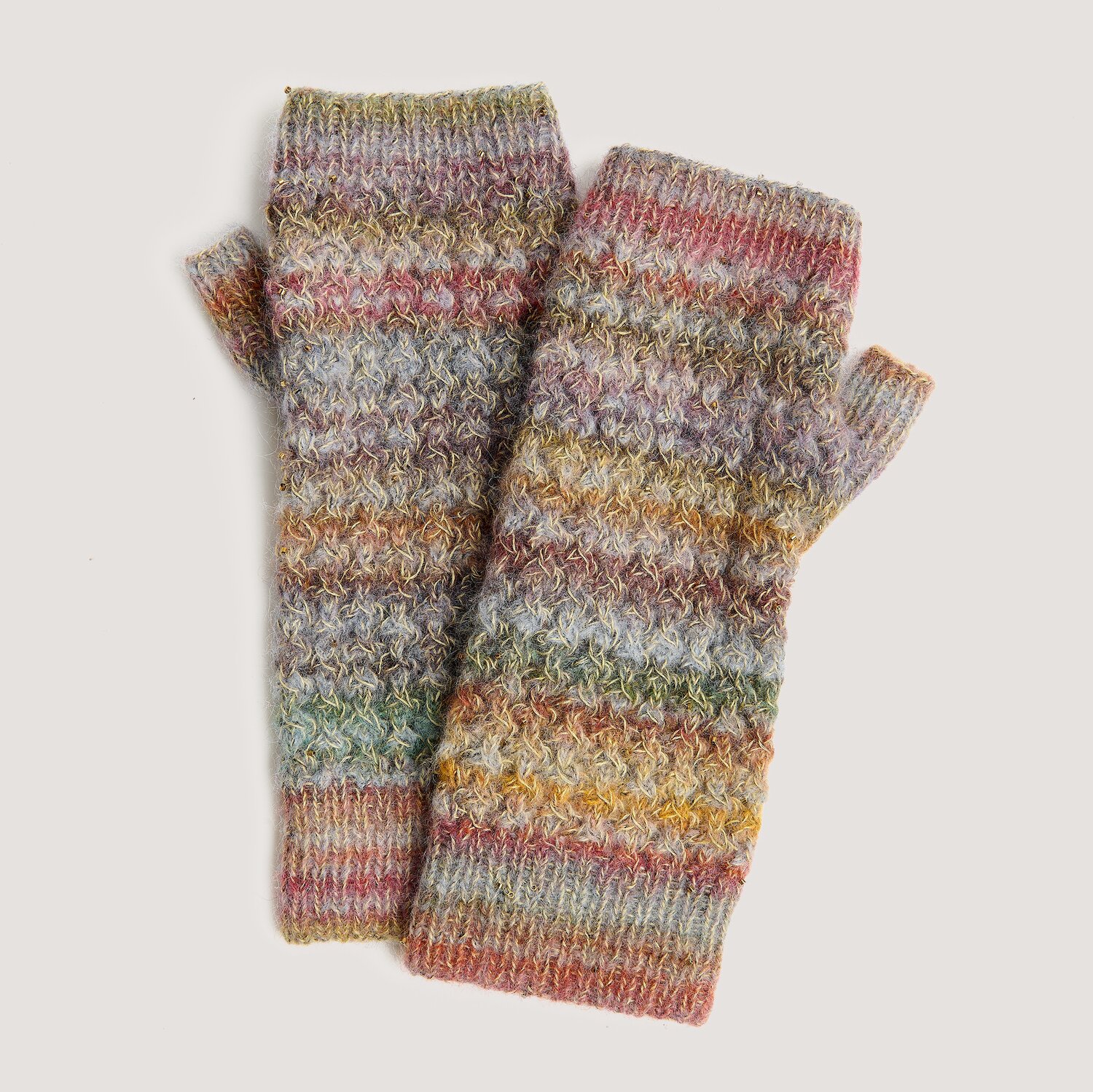 Fashion Wool Alpaca Landscape, gestrickte fingerlose Handschuhe in Ethno Shades, fein meliert, aus Rico Design Garn, zeigen mehrfarbige Strukturstreifen