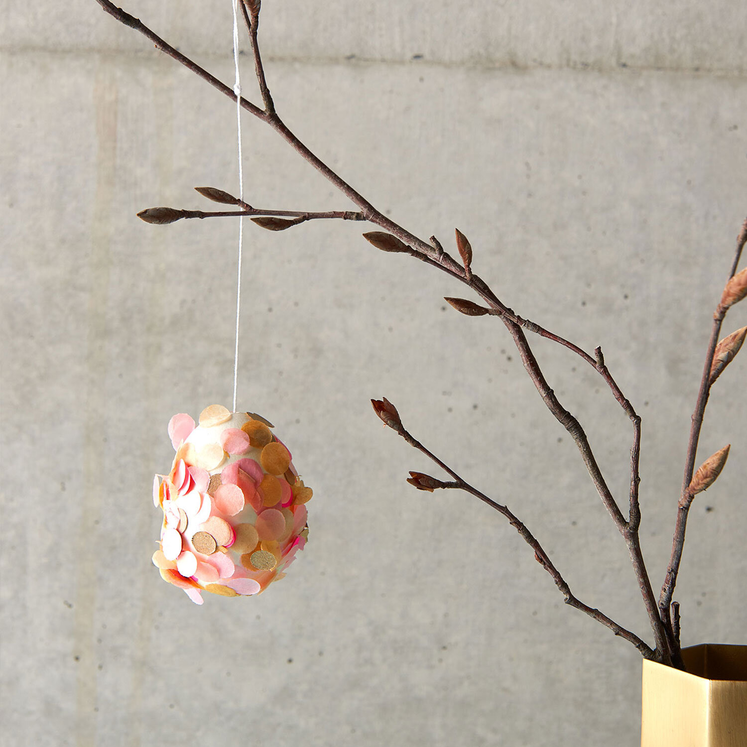 Bastelanleitung Ostereier mit Konfetti von Rico Design