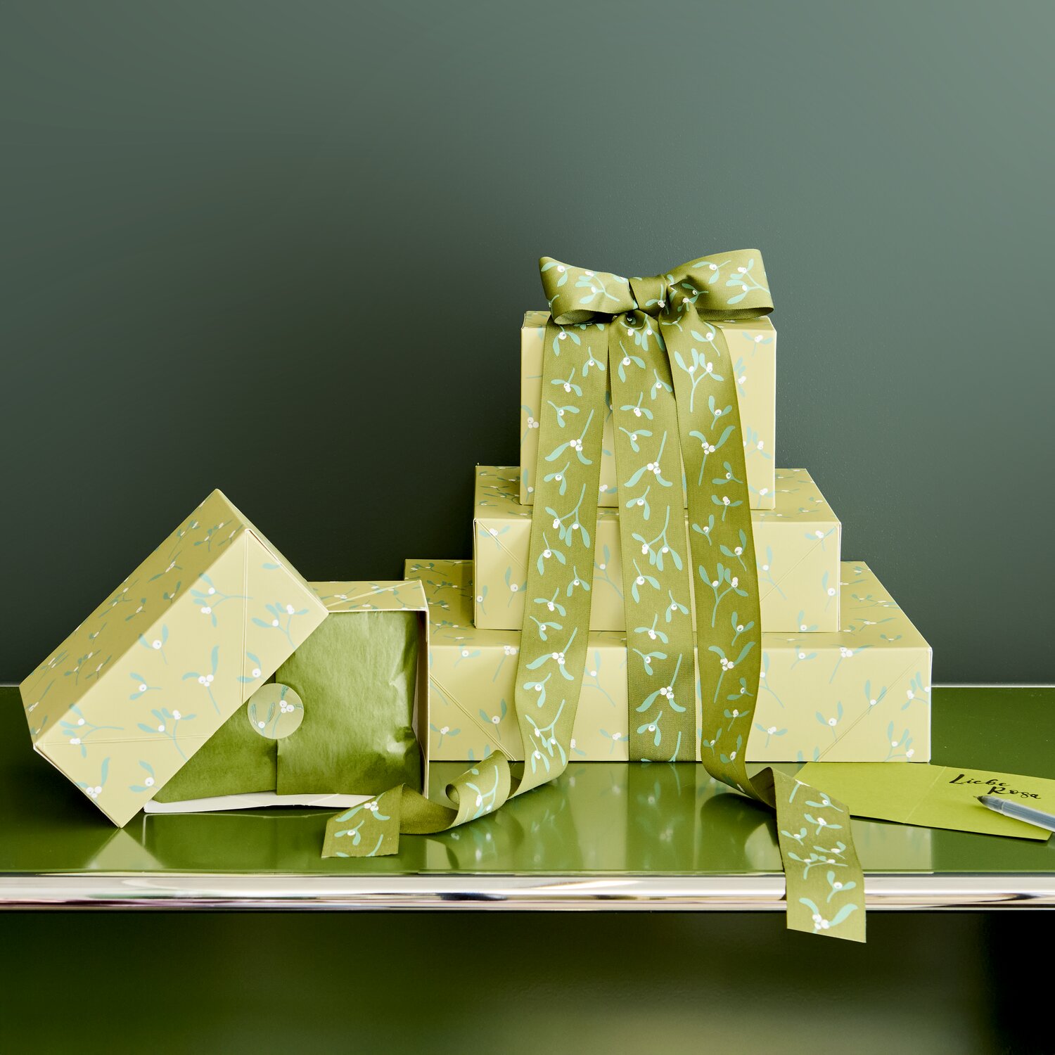 Paper Poetry Papierschachtel Set Advent Mistelzweig Hellgrün 4 Stück von Rico Design