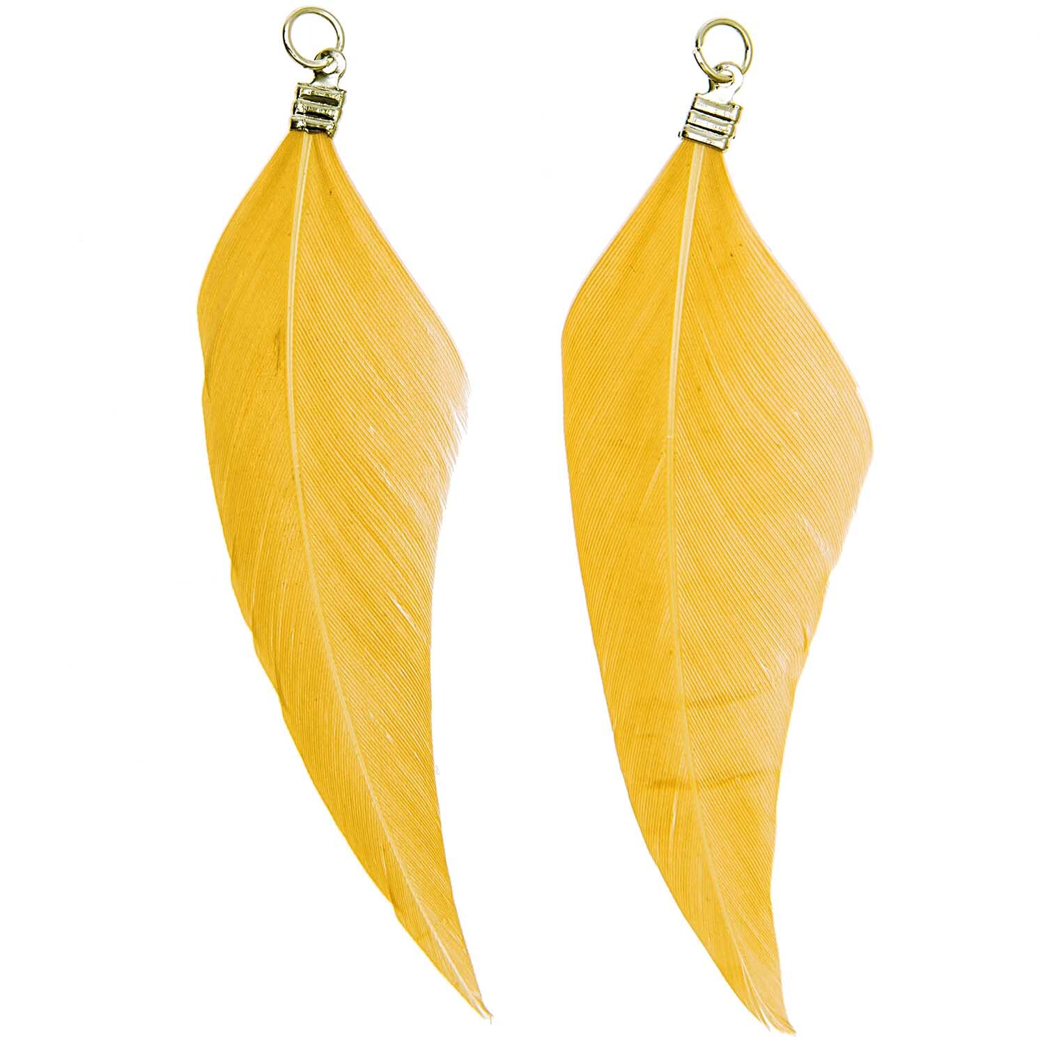 Federn mit Öse 2 Stück von Rico Design in Gold. Zwei goldene Federn mit Ösen, ideal für Schmuckdesigns.