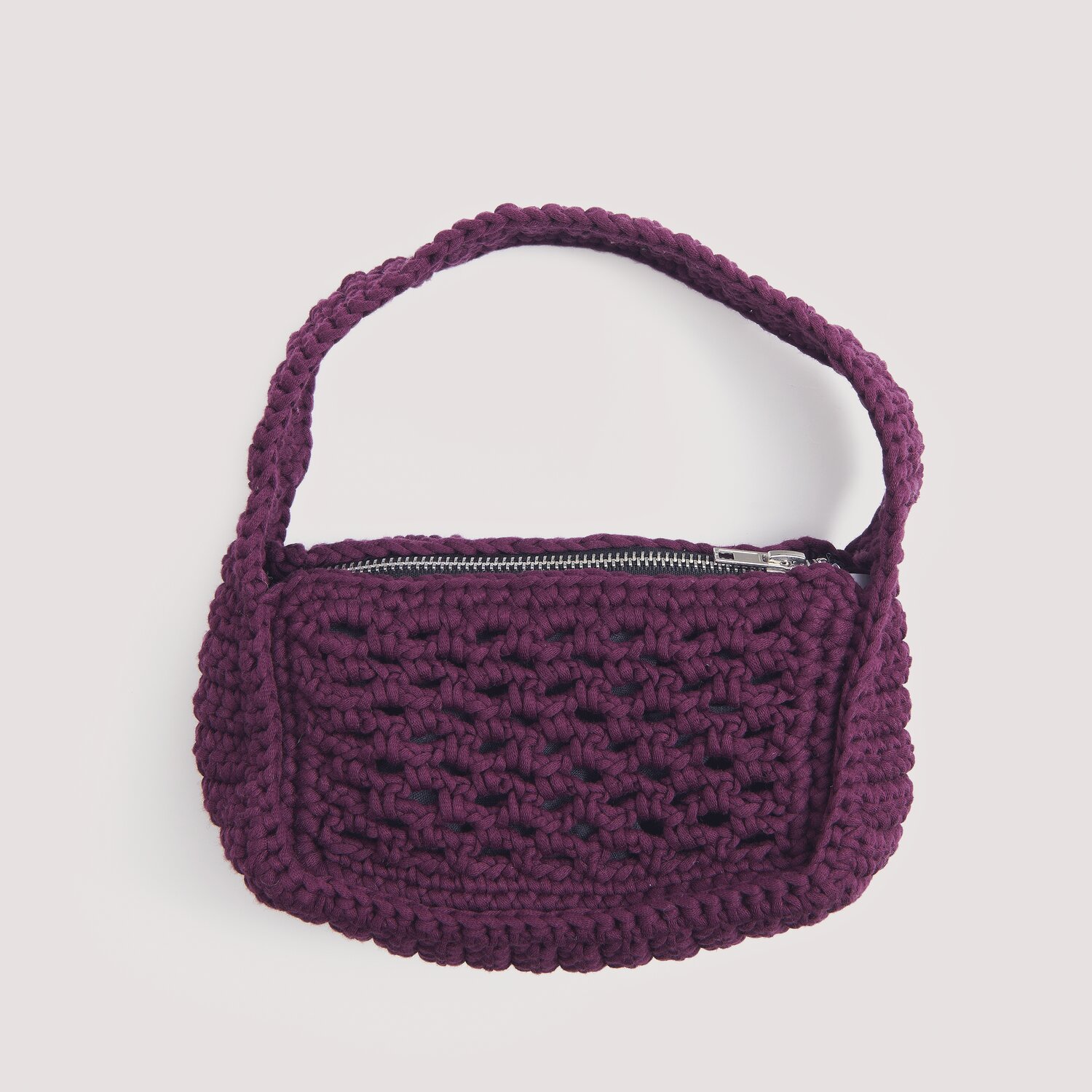 Gehäkelte Minitasche in dunkelrot