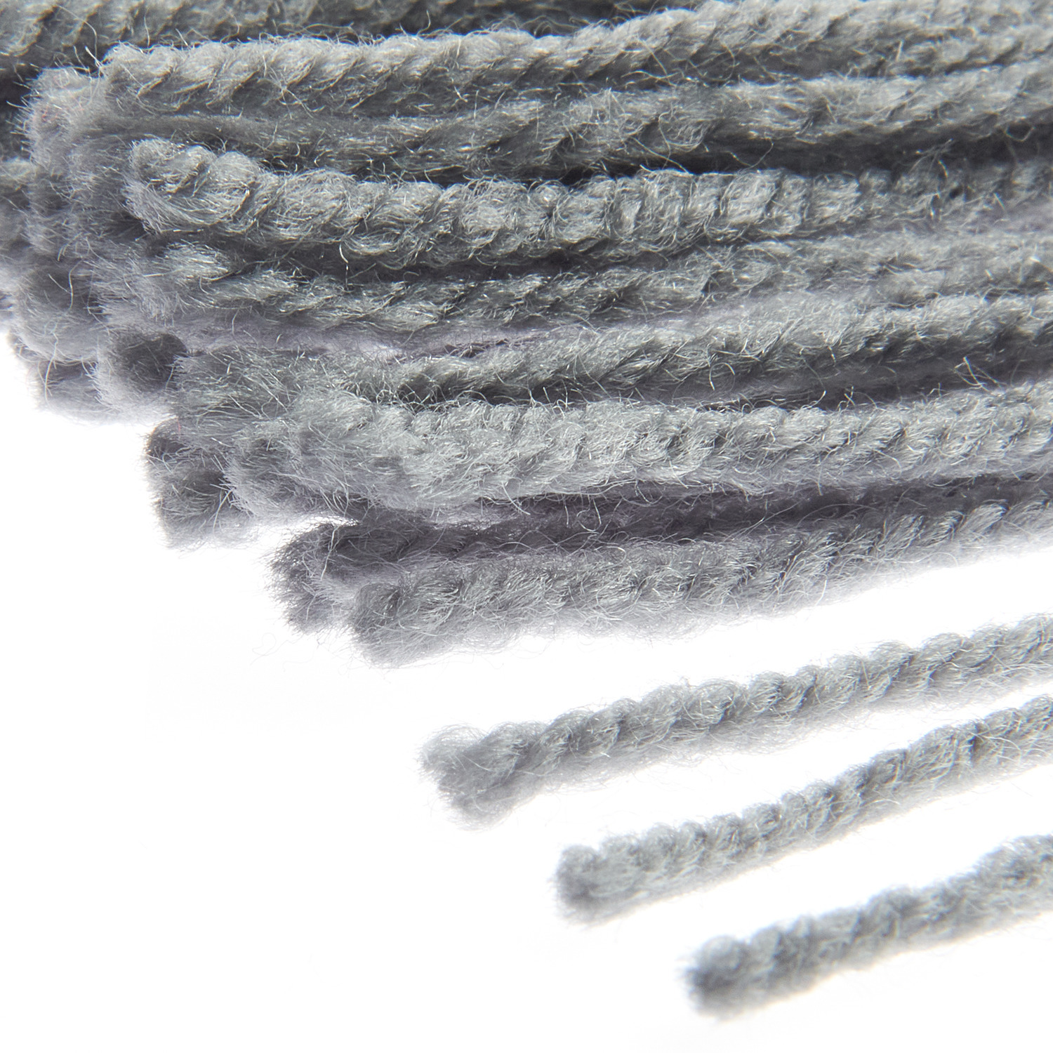 Rico Hooki Hooki Knüpfgarn in Anthrazit, 6,5 cm lang, ideal für kreative Handarbeiten.