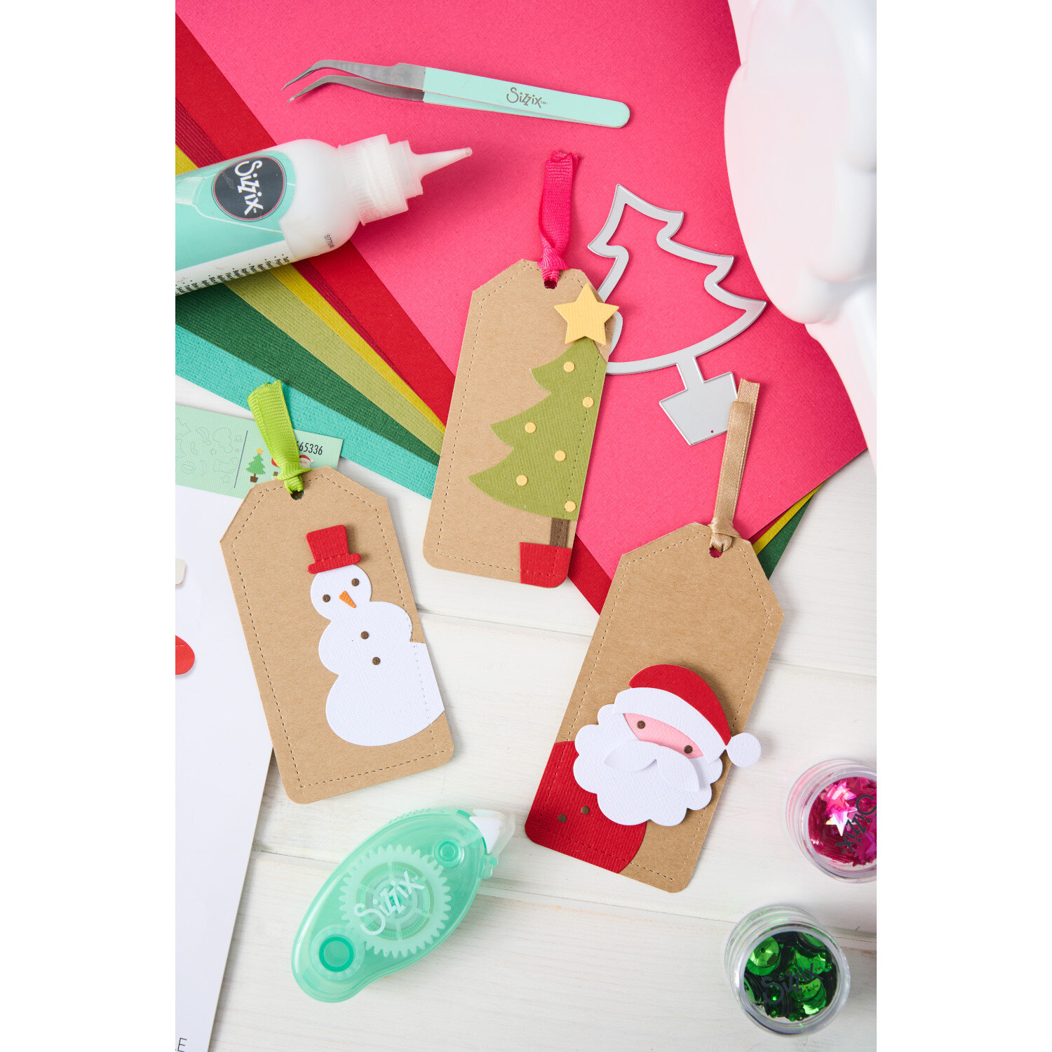 Thinlits Die Set 13 Basic Xmas Shapes by D. Potter von idee. Creativmarkt