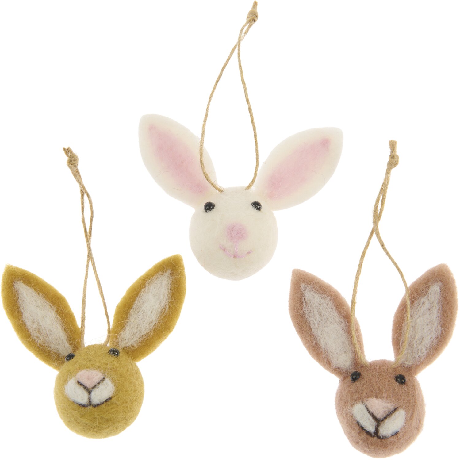 Aufhänger Filz-Hasenkopf 3 Stück: Drei Hasenköpfe aus Filz in Weiß, Gelb und Braun mit Aufhängern.