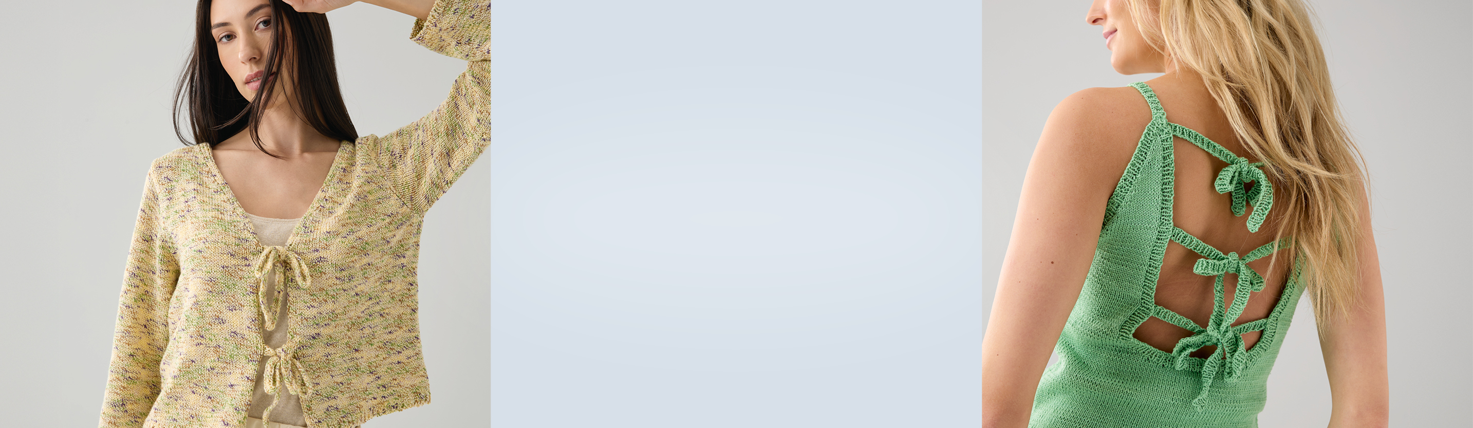 Eine Frau trägt eine gestrickte Jacke, daneben ein Farbausschnitt in Blau und daneben eine Frau mit einem grünen, gestrickten Top.