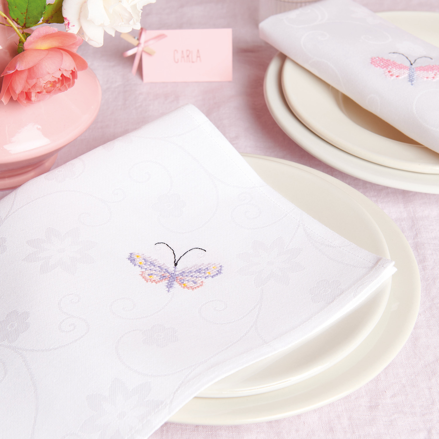Stickpackung Servietten mit Schmetterlingen Stickpackung Servietten mit Schmetterlingen