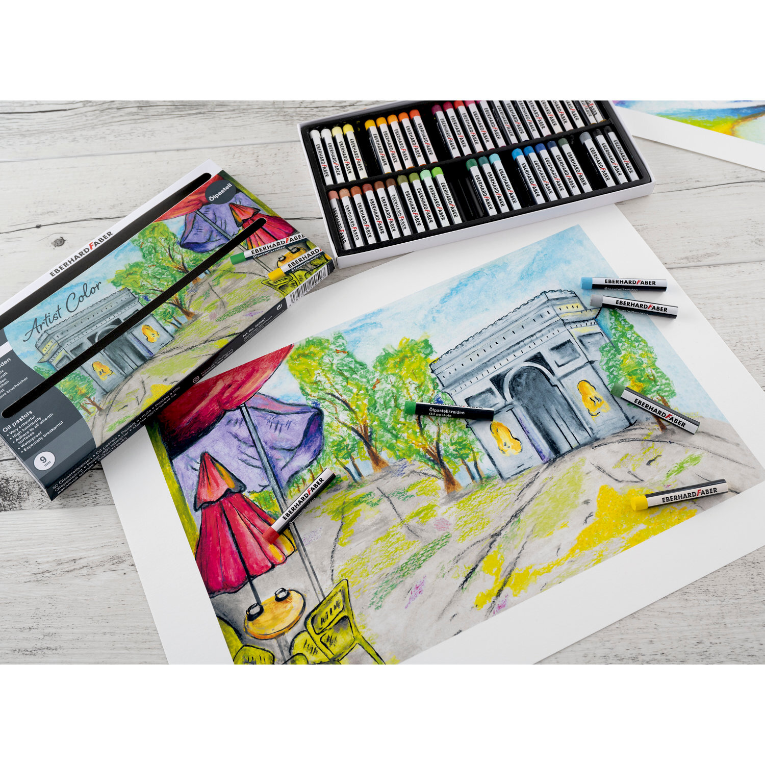 Artist Color Ölpastellkreide, 50-teilig, von Eberhard Faber. Bunte Kreiden und Zeichnung auf Holzoberfläche.