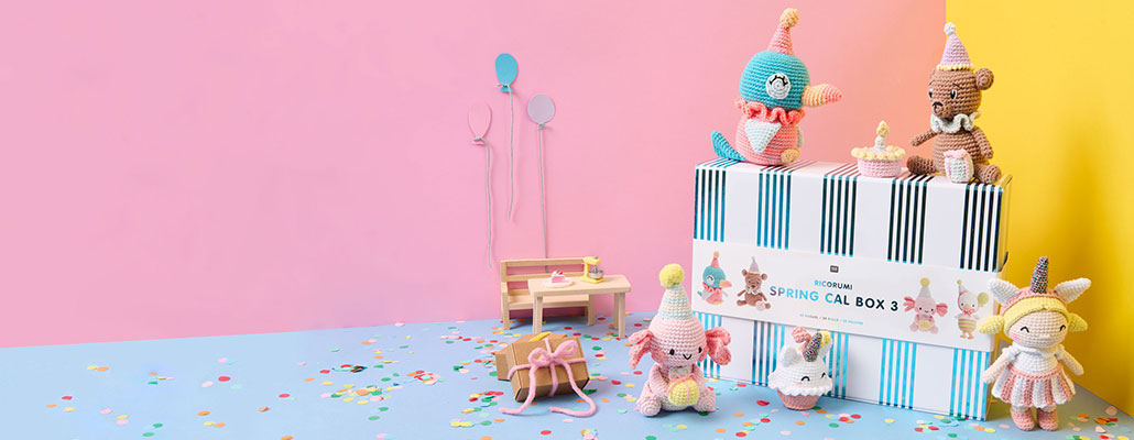 Ricorumi Spring CAL Box mit passenden Ricorumi Figuren