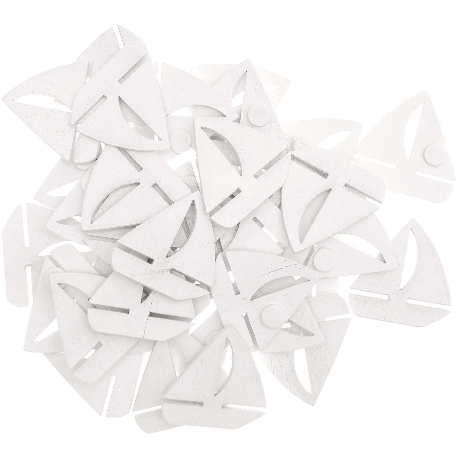 Holzsticker Segelboot weiß 3x3cm 36 Stück von Rico Design. Ideal für kreative Bastelprojekte und Dekorationen.