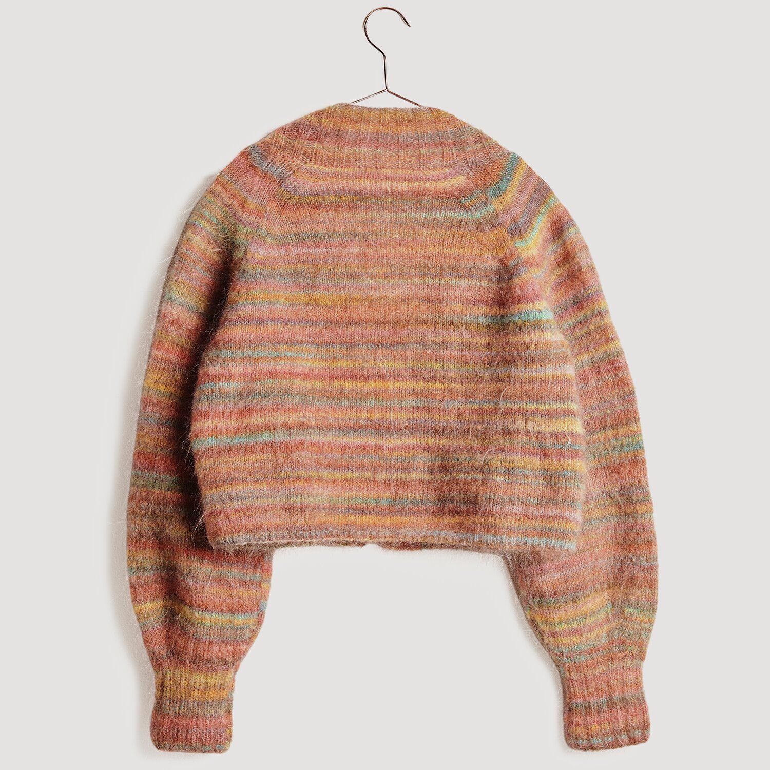 Die Neue Masche No. 13 Herbst von idee. Creativmarkt Fashion Meri Mohair Print Pullover in warmen Herbsttönen, gestrickt aus weicher Wolle. Ideal für kühle Tage.