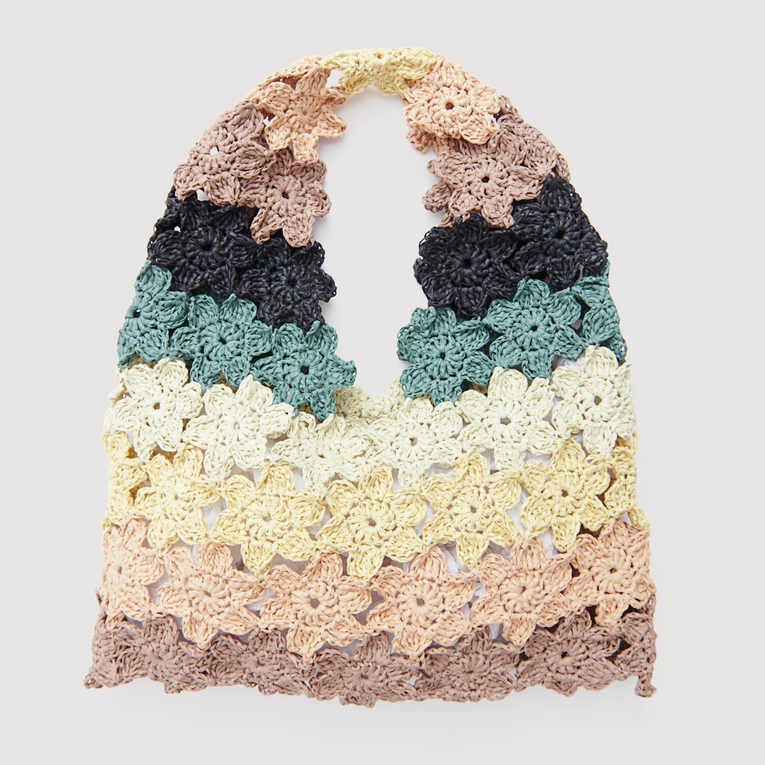 Luxury Raffia Paper Tasche mit gehäkeltem Blumenmuster in Nougat, Mint und Tannengrün. Ideal für Frühjahr-Sommer.