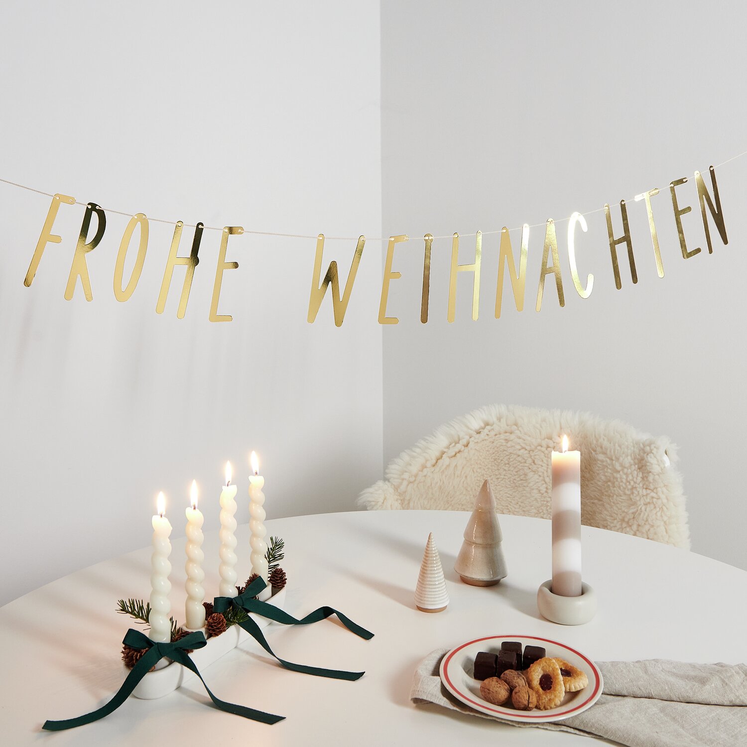 Paper Poetry Girlande Frohe Weihnachten 3m von Rico Design