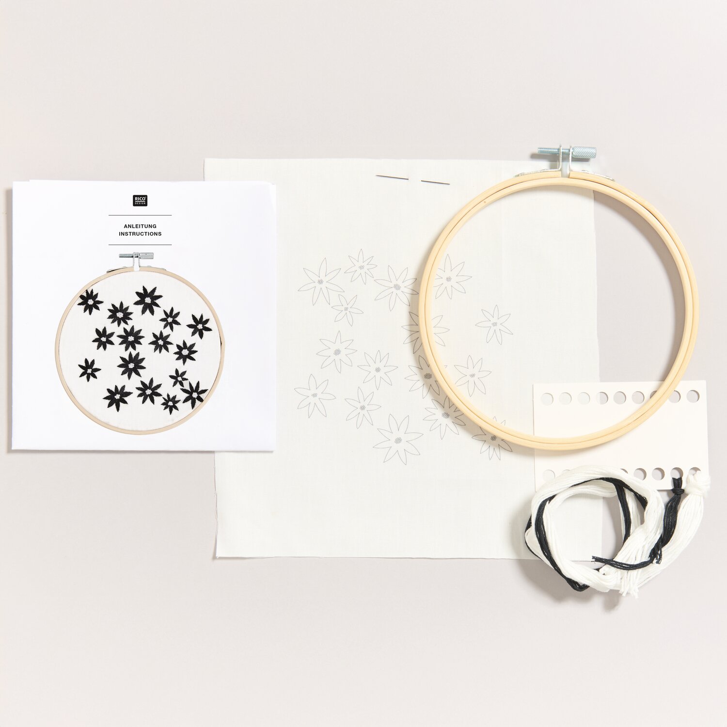 Stickpackung Vorgezeichnet Herbststern Ø15cm von Rico Design