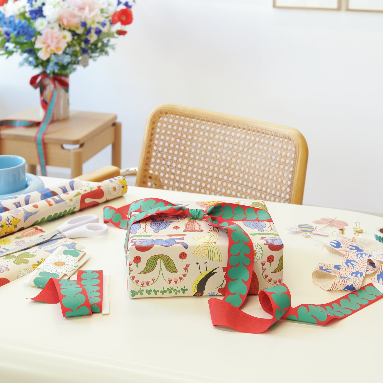 Geschenkpapier Midsommar Magic Geschenkpapier Midsommar Magic
