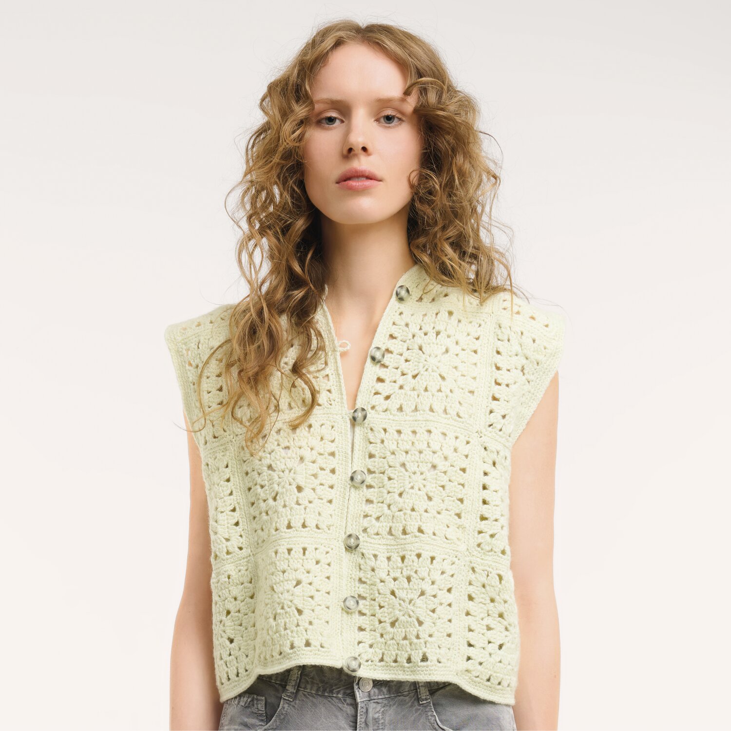 Häkelset Weste Modell 19 aus Made by Me No. 22 von Rico Design