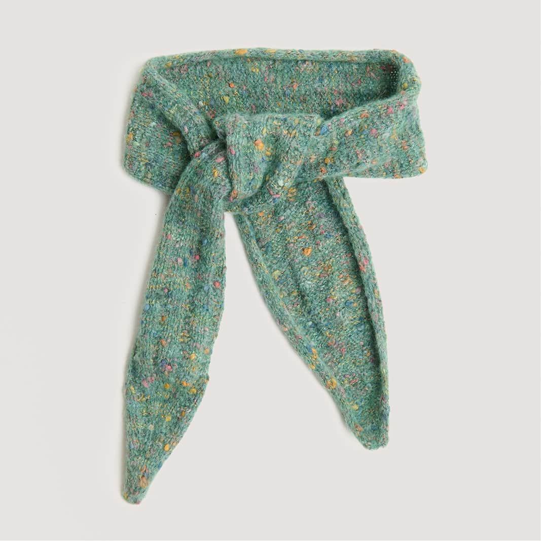 Gestricktes Tuch: Modell 11 aus dem Heft Lovewool No. 23