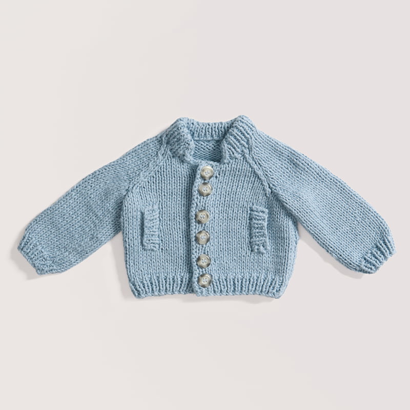 Gestrickte Jacke: Modell 15 aus dem Heft Rico Baby 043
