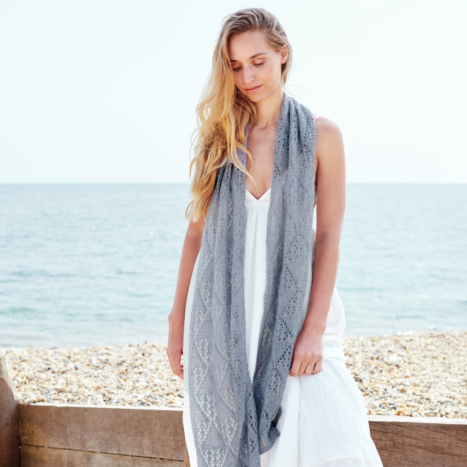 Strickset Tuch Modell 30 aus Lovewool No. 22 von Rico Design