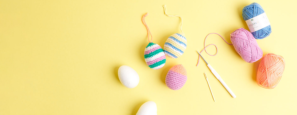 Wolle Häkeleier und Wolle