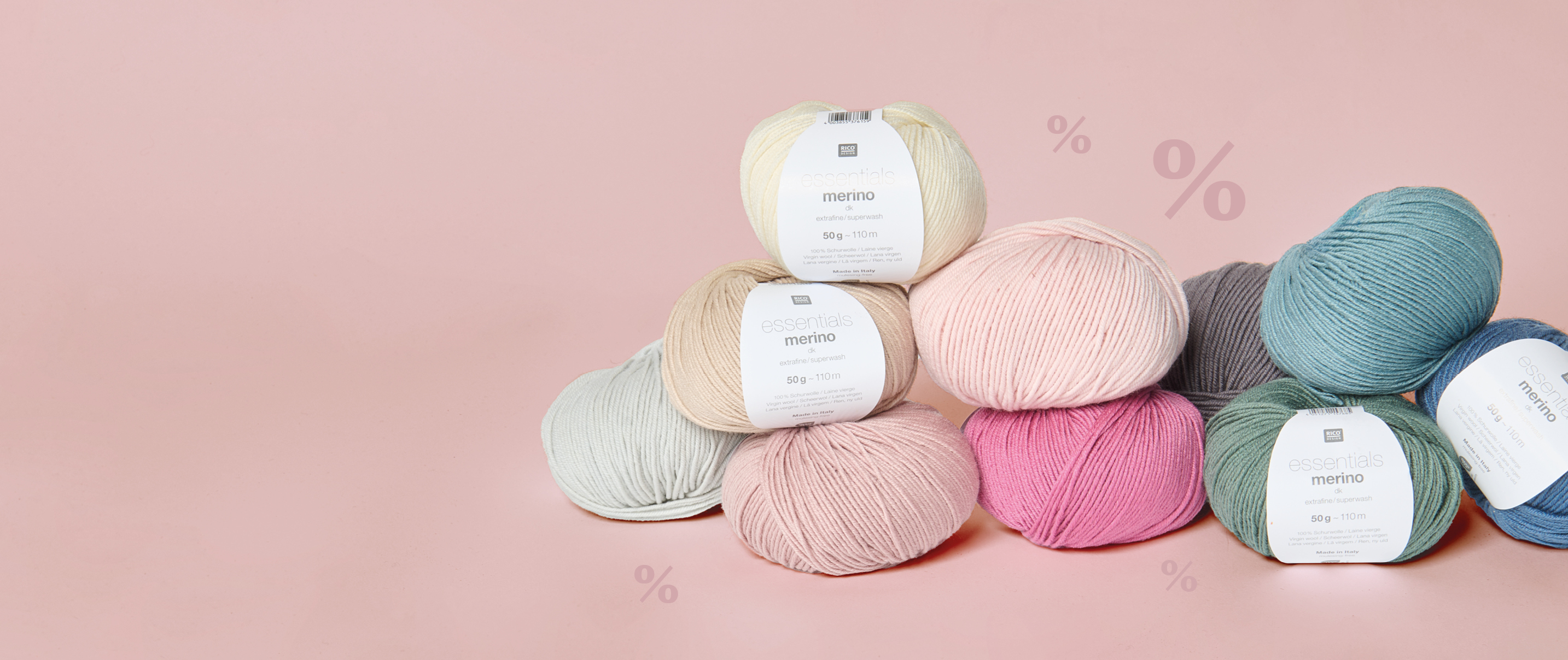 Diverse Knäuel Essentials Merino dk mit Prozentzeichen