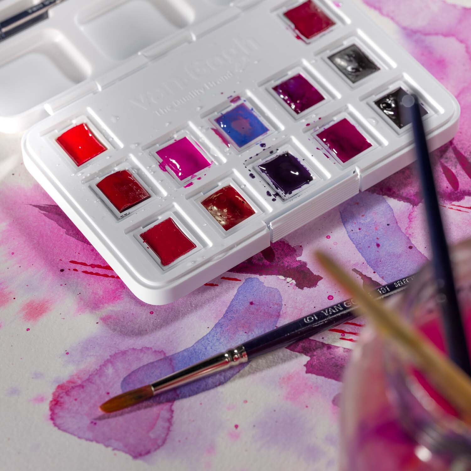 Aquarell Set rosa-violett 12 Näpfchen Aquarell Set rosa-violett 12 Näpfchen