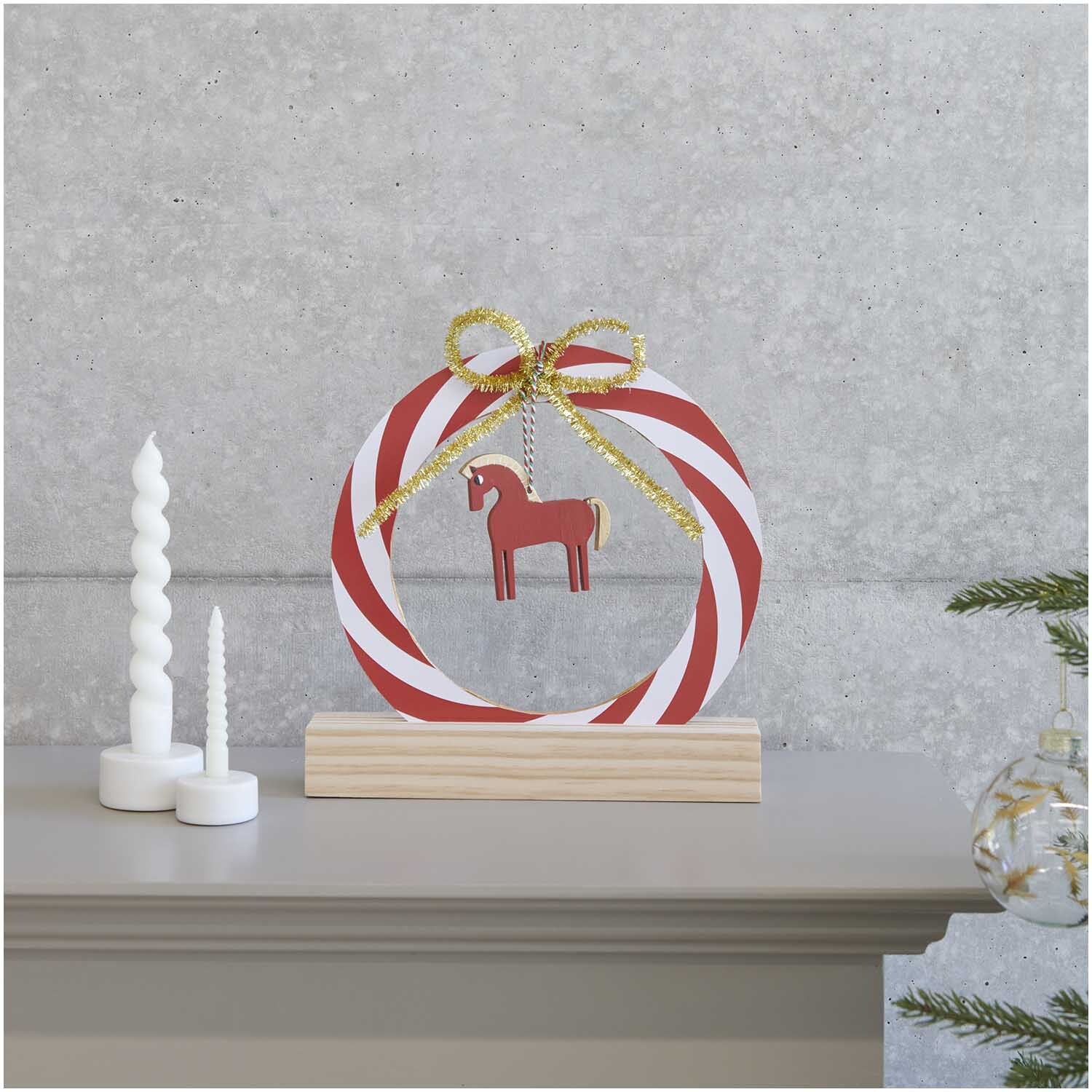 Paper Poetry Kartonring Candy Cane Ø 25cm Paper Poetry Kartonring Candy Cane Ø 25cm