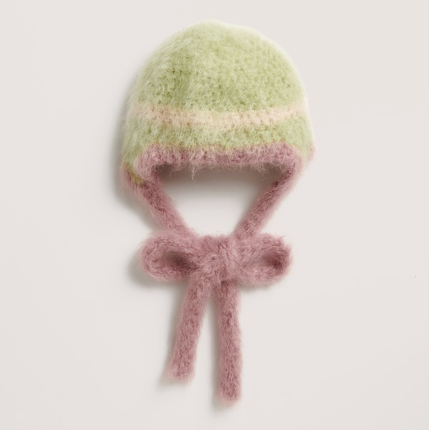 Made by Me No. 21 Herbst-Winter Mütze aus Mohair Merino Chunky in Natur, Mauve und Pistazie.
