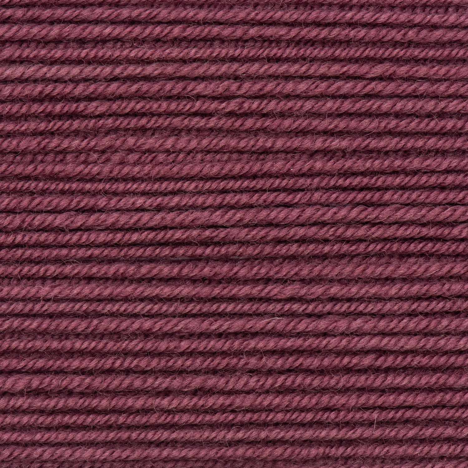 Siena: Hochwertiges Garn von Wolle Rödel in Magenta, 50g Knäuel mit 135m Länge, ideal für Strickprojekte.
