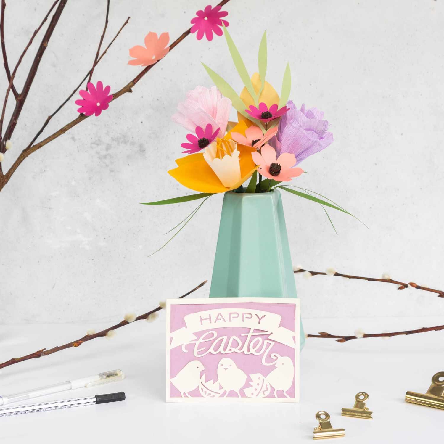 Bastelanleitung Blumenbouquet plotten mit dem Cricut Maker von idee. Creativmarkt 