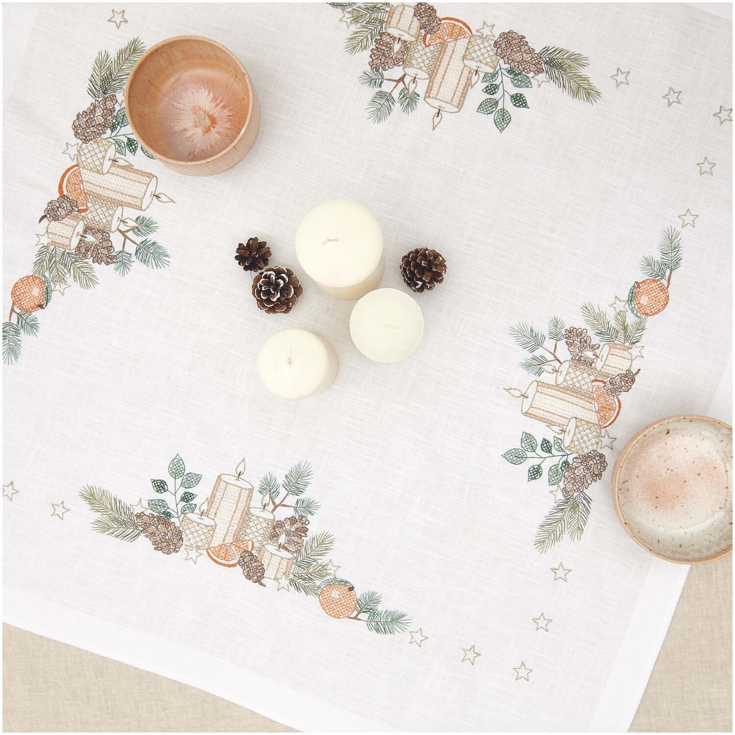 Stickpackung Tischdecke Kerzen 90x90cm