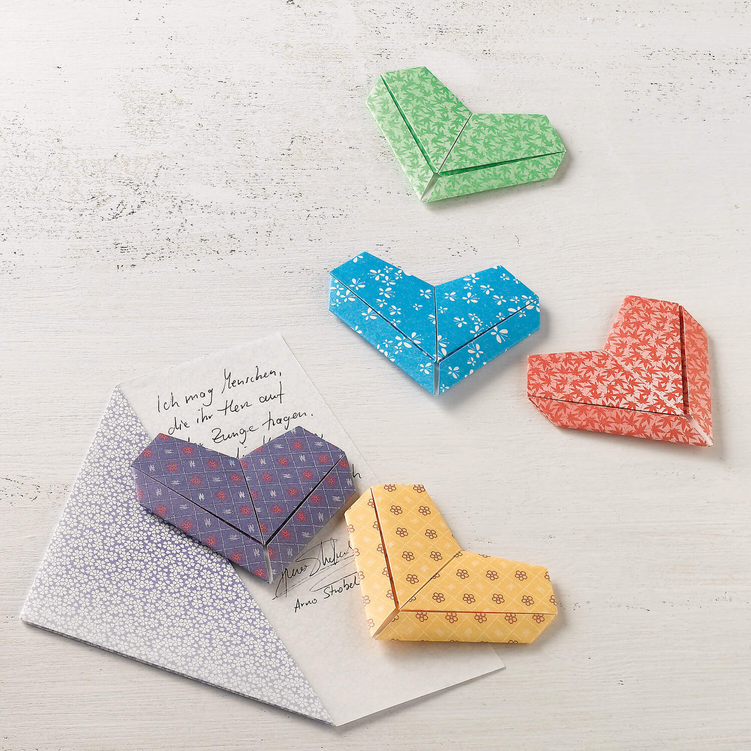 Bastelanleitung Herzbrief falten von idee. Creativmarkt 