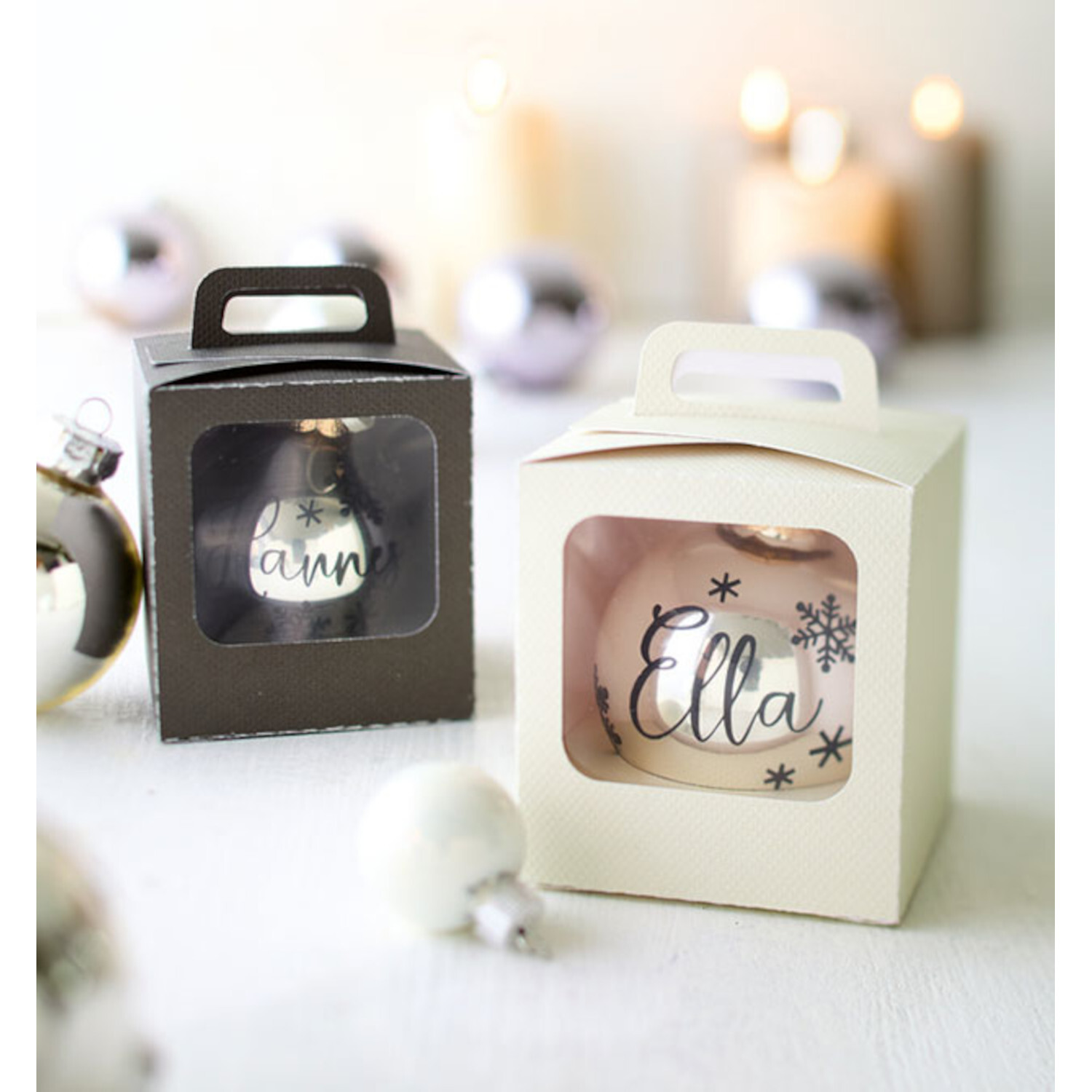 Großes Weihnachts-Plotterbuch von frechverlag