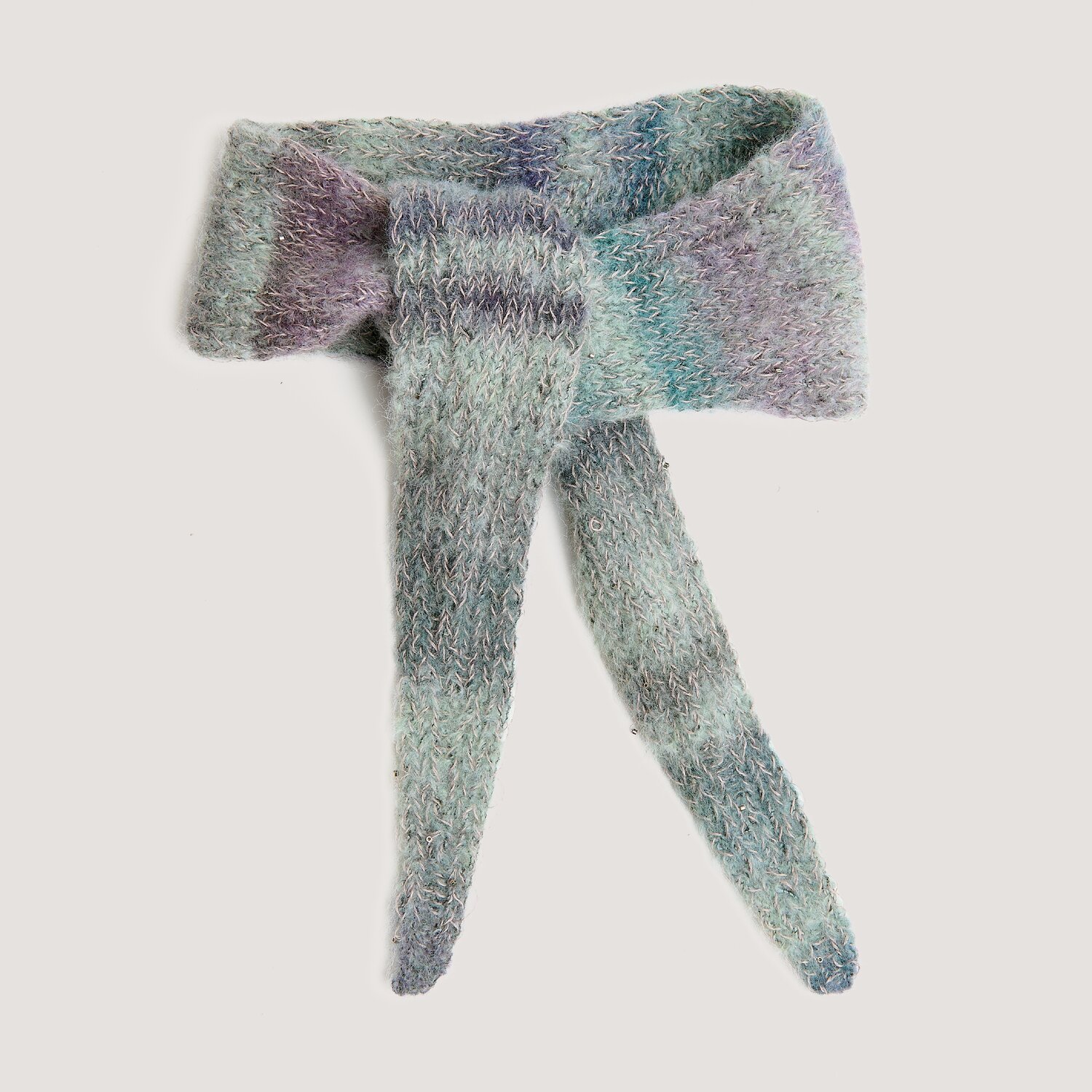 Fashion Wool Alpaca Landscape Creative Make It Perlchen, gestrickter Schal in changierenden Meeres- und Violetttönen, weiche Struktur, locker geknotet dargestellt