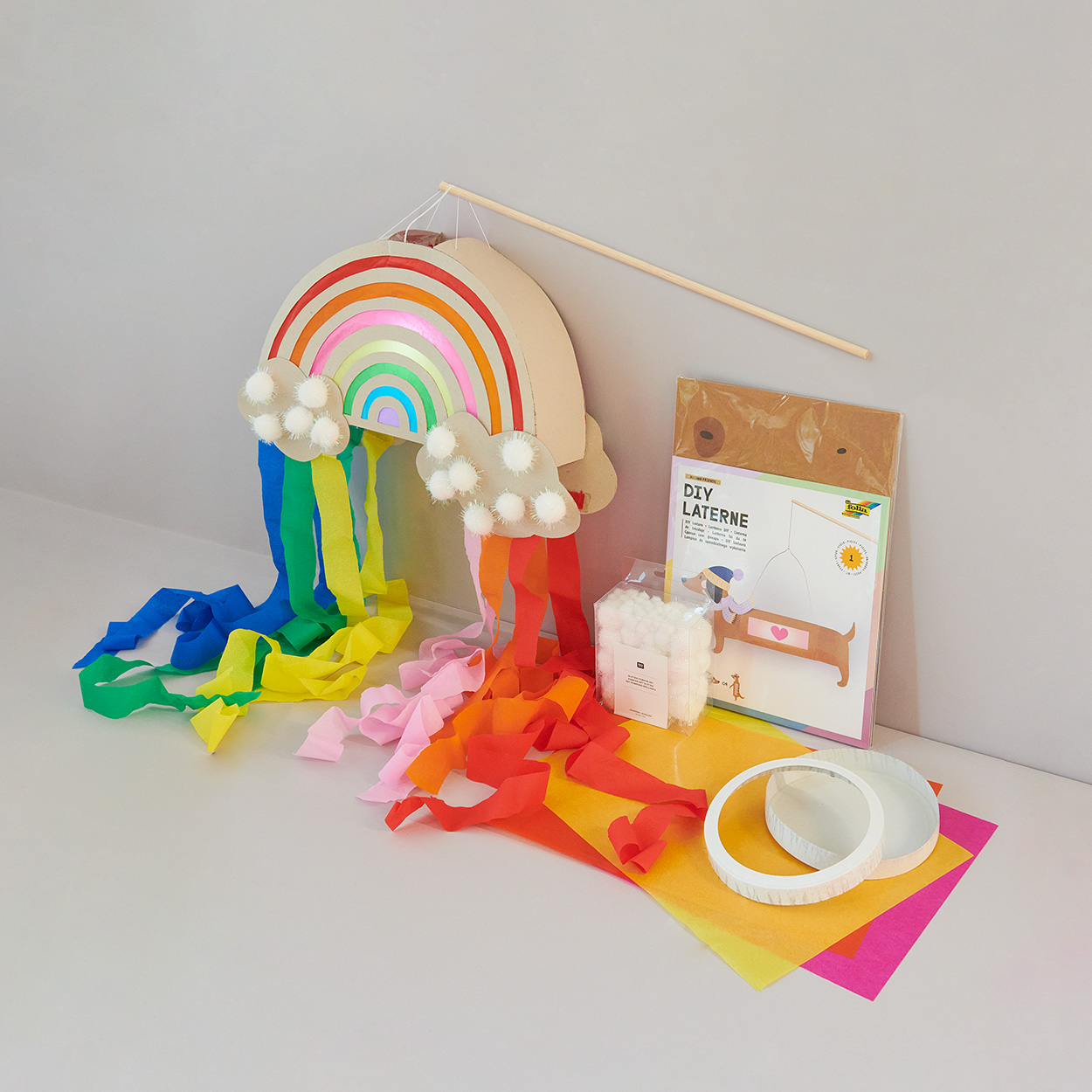Regenbogen Laterne, Bastelmaterial fürs Laterne basteln