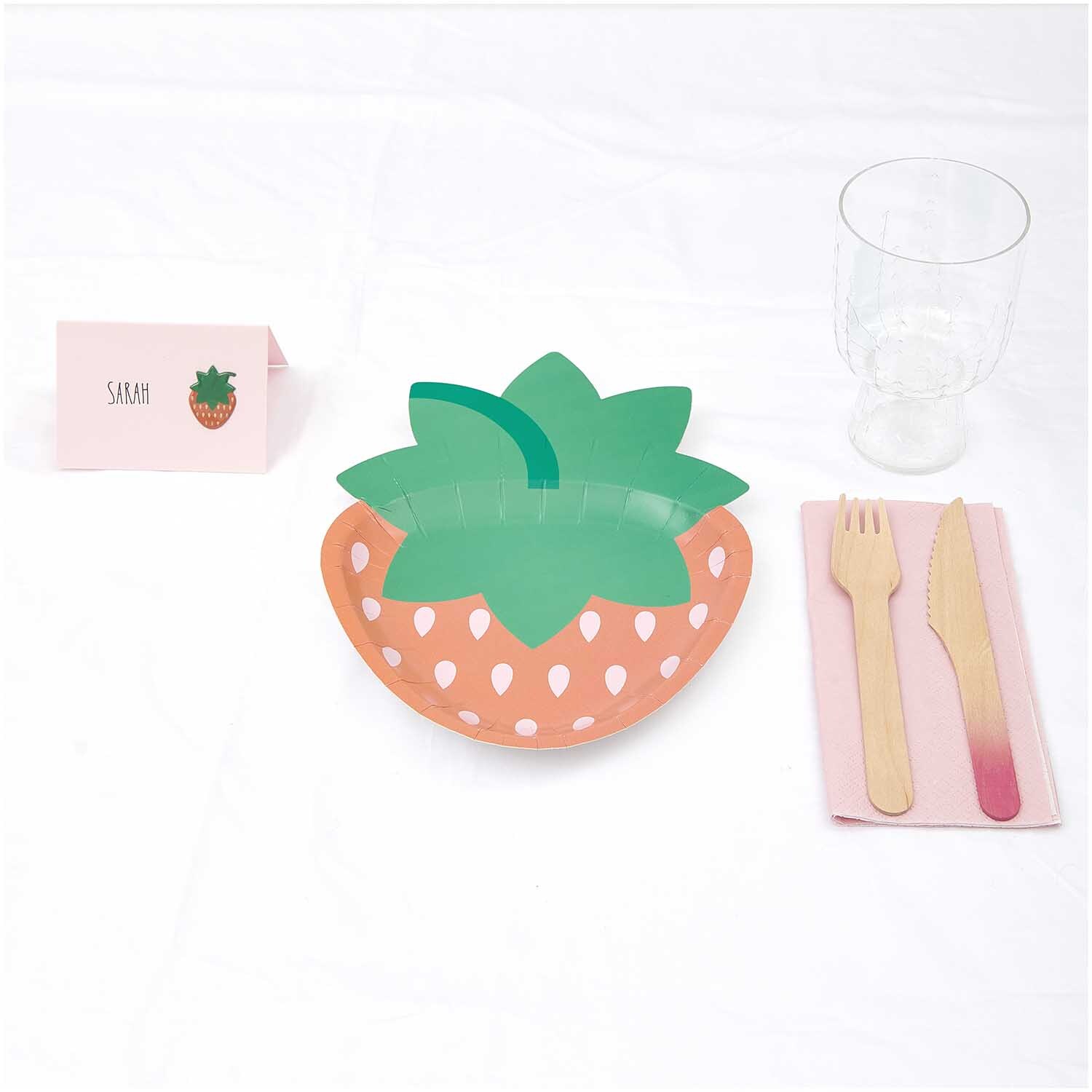 Pappteller Erdbeere 17x23cm 8 Stück Pappteller Erdbeere 17x23cm 8 Stück