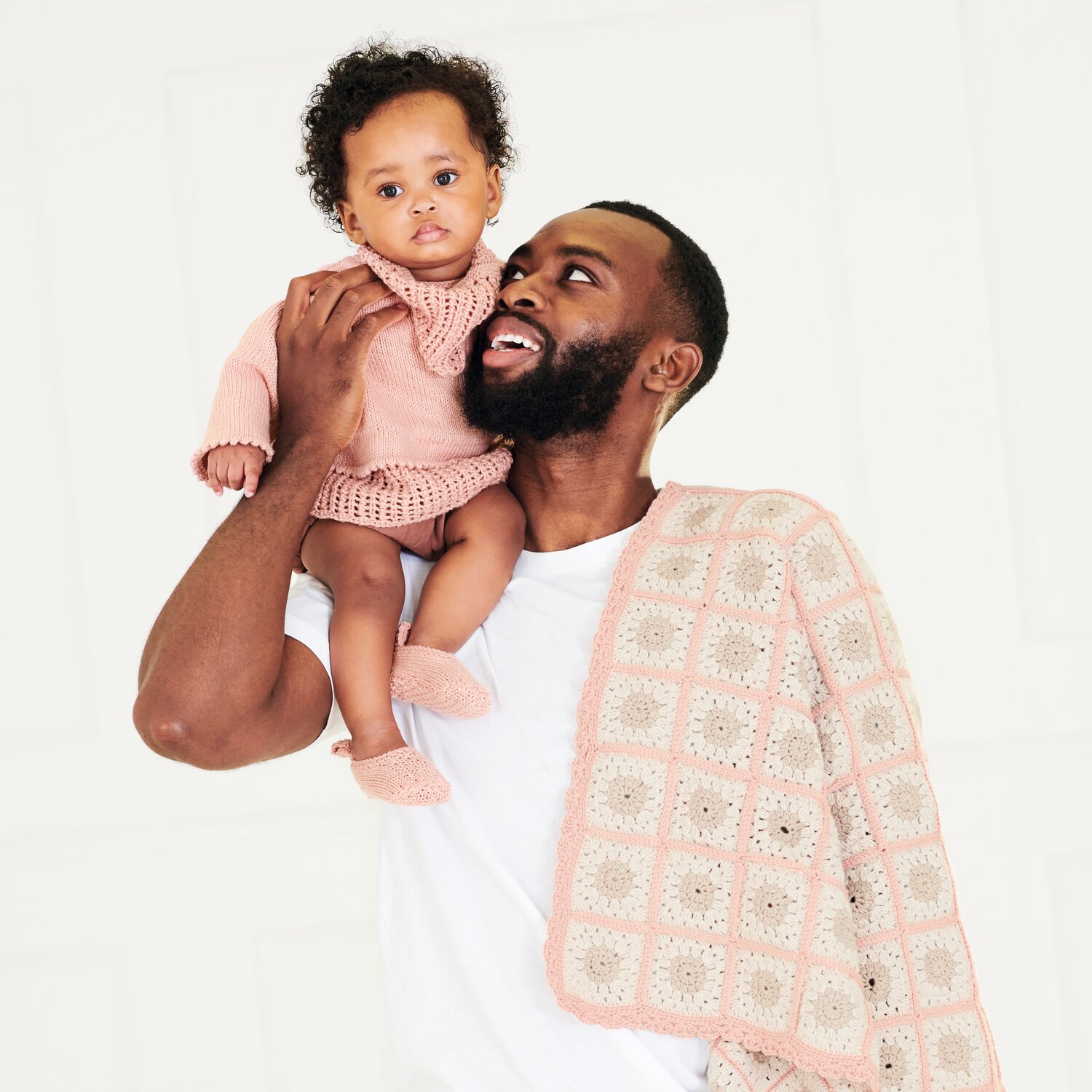 Strickset Pullover Modell 21 aus Baby 043 von Rico Design