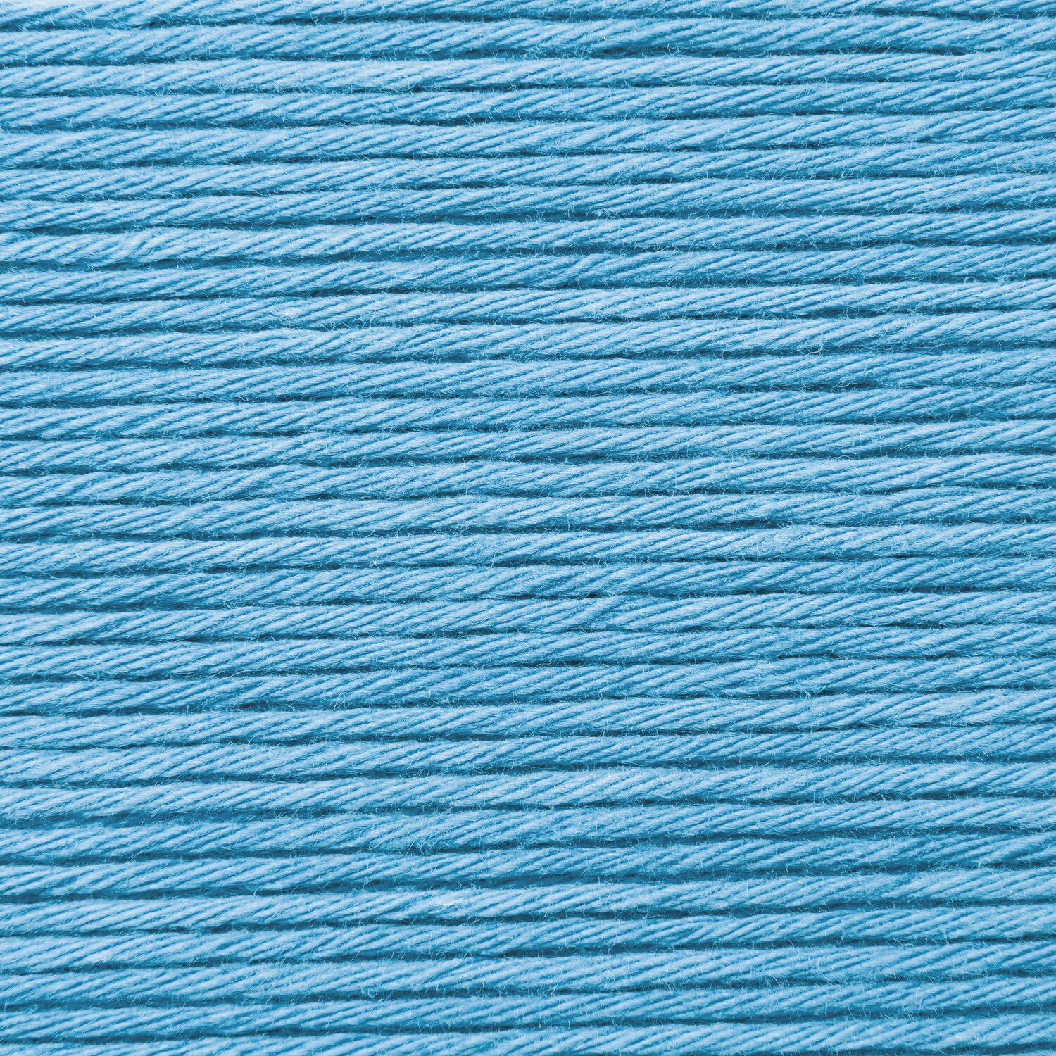 Creative Cotton aran, türkisfarbene Wolle von Rico Design, 50g 85m, ideal für Strickprojekte.