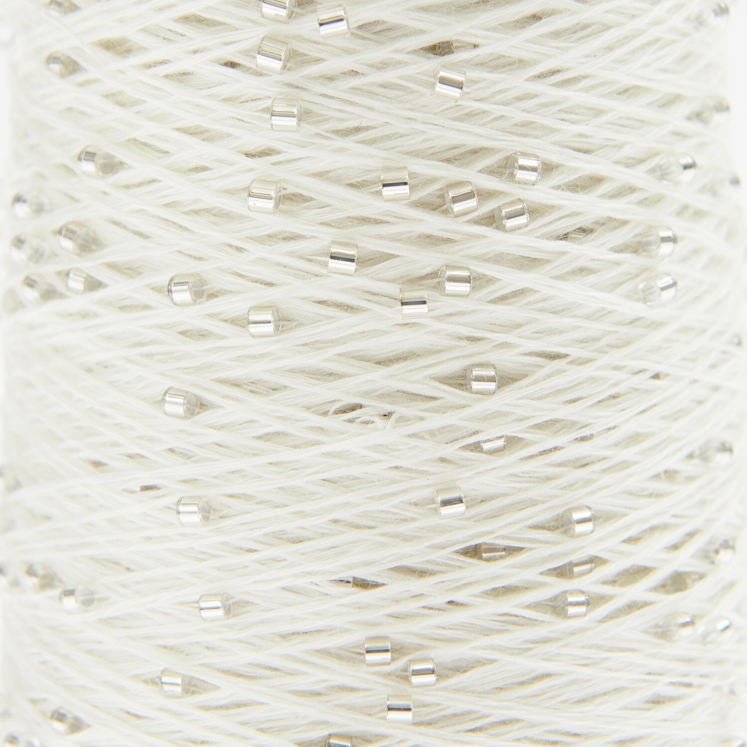 Creative Make It Perlchen, feines Garn mit silbernen Perlen, ideal für kreative Strickprojekte.