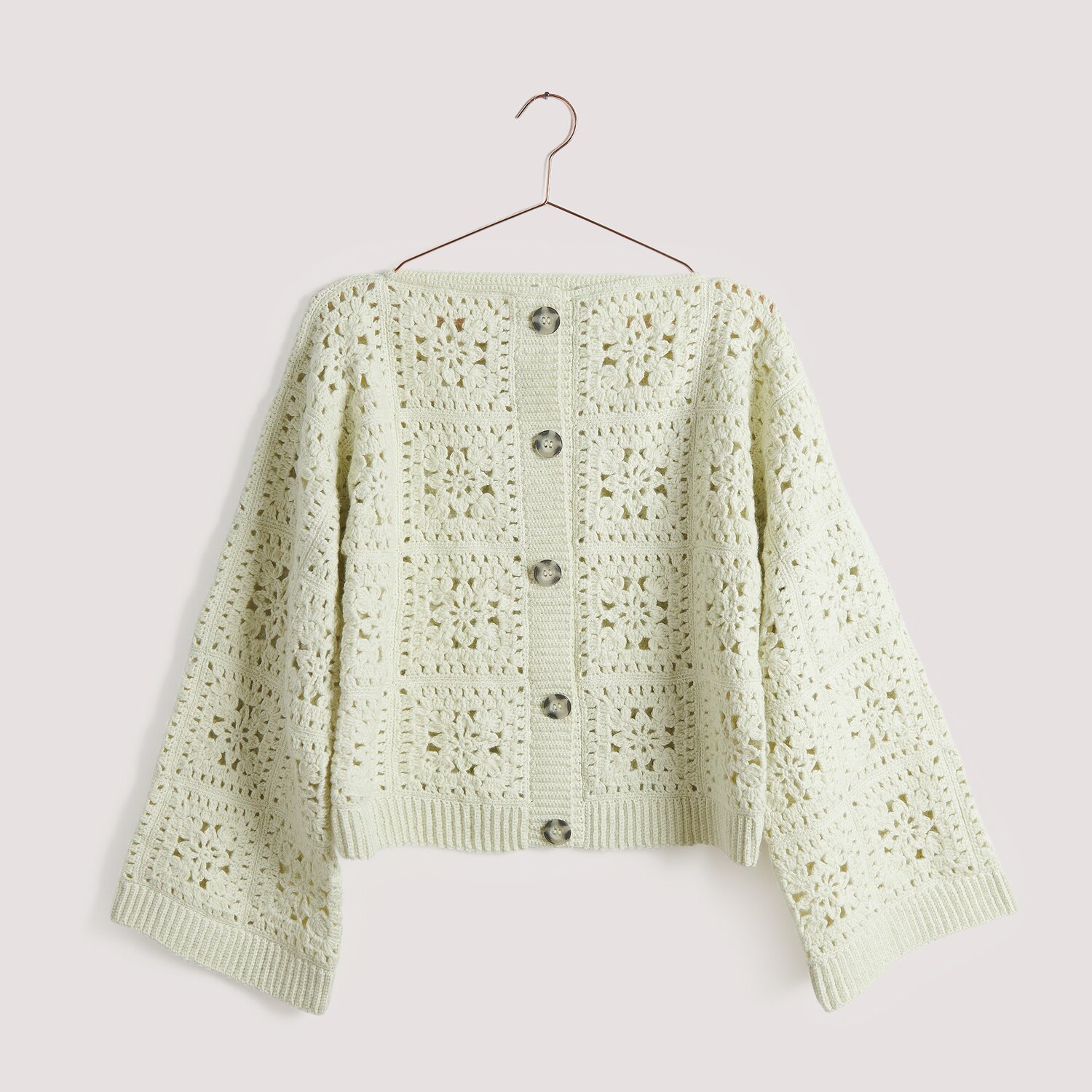 Knopf beige-grau 2,5cm strukturiert von Rico Design