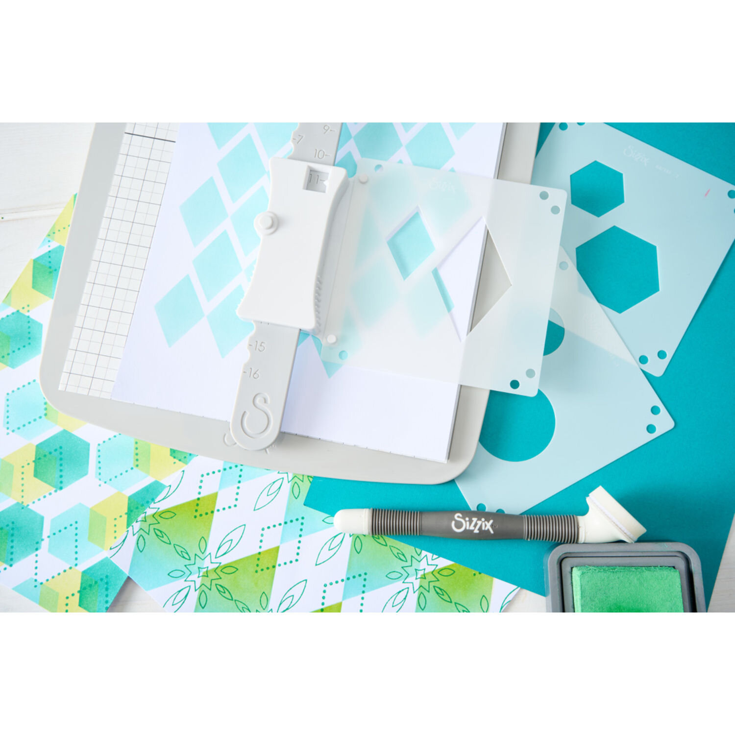Making Tool Print and Pattern Starter Kit mit Sizzix Bastelwerkzeug, Schablonen und Stempelkissen zum Erstellen grafischer und floraler Papiermuster