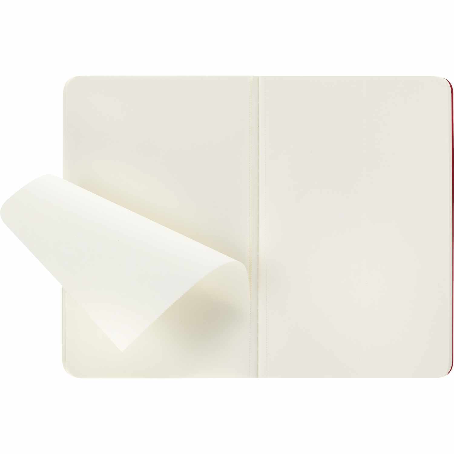 Notizbücher Cahier blanko Kartoneinband A6 3 Stück Farbe Preiselbeerrot von Moleskine Notizbücher Cahier blanko mit Kartoneinband in A6-Format, 3er-Set. Geöffnetes Notizbuch mit cremefarbenen Seiten.