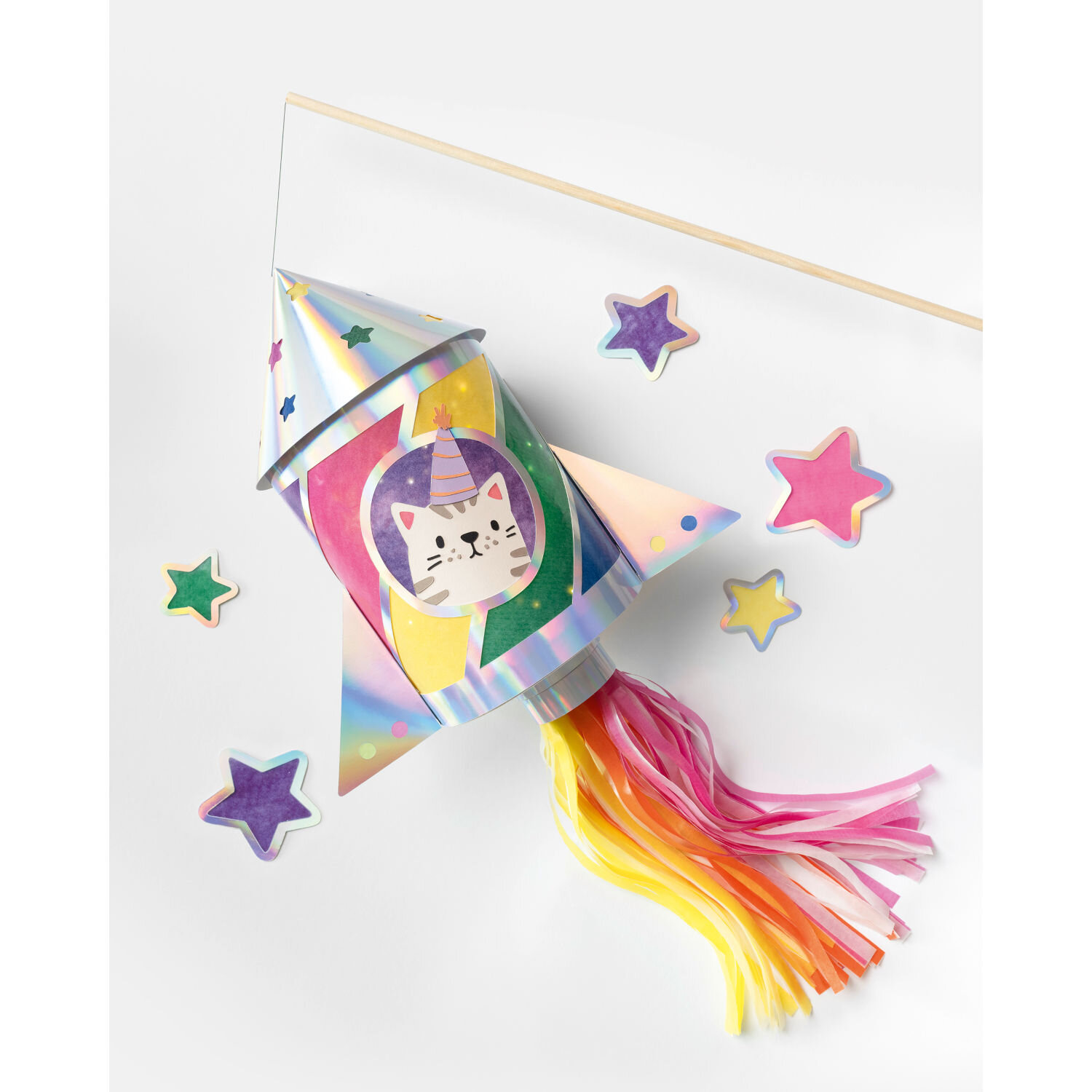 Transparentpapier mehrfarbig 18,5x29,7cm 10 Blatt, folia, zeigt bunte Raketen-Laterne mit Katzenmotiv und Sternen, ideal für kreative Kinderbasteleien
