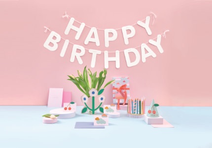 Geburtstag  Happy Birthday Geschenketisch